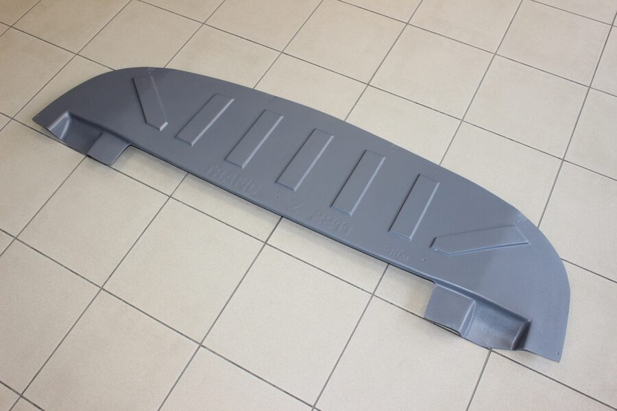 Renault Trafic III ( 2014 - 2019 ) пыльник под радиатором